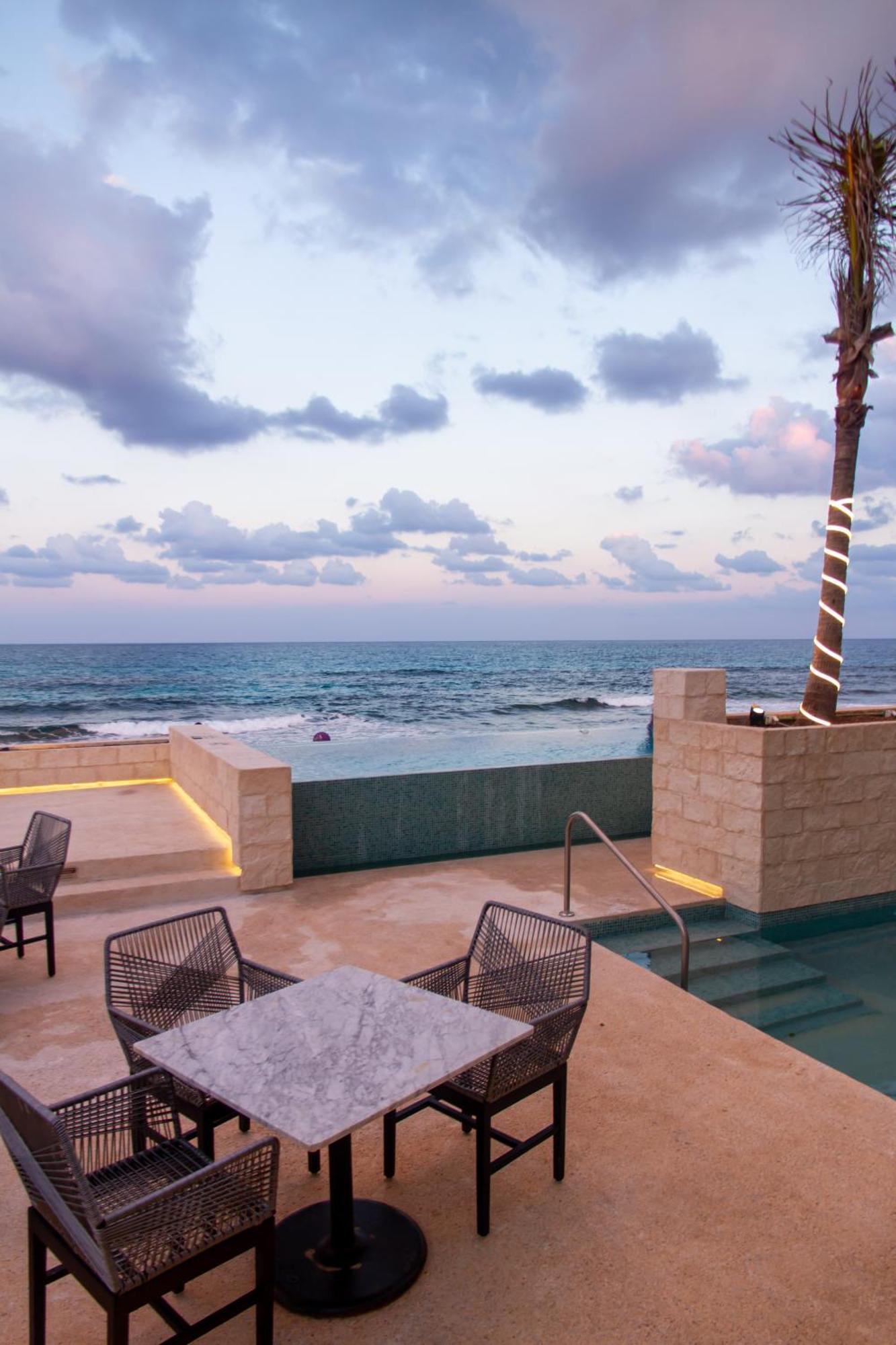 The Mint Resort Isla Mujeres Extérieur photo
