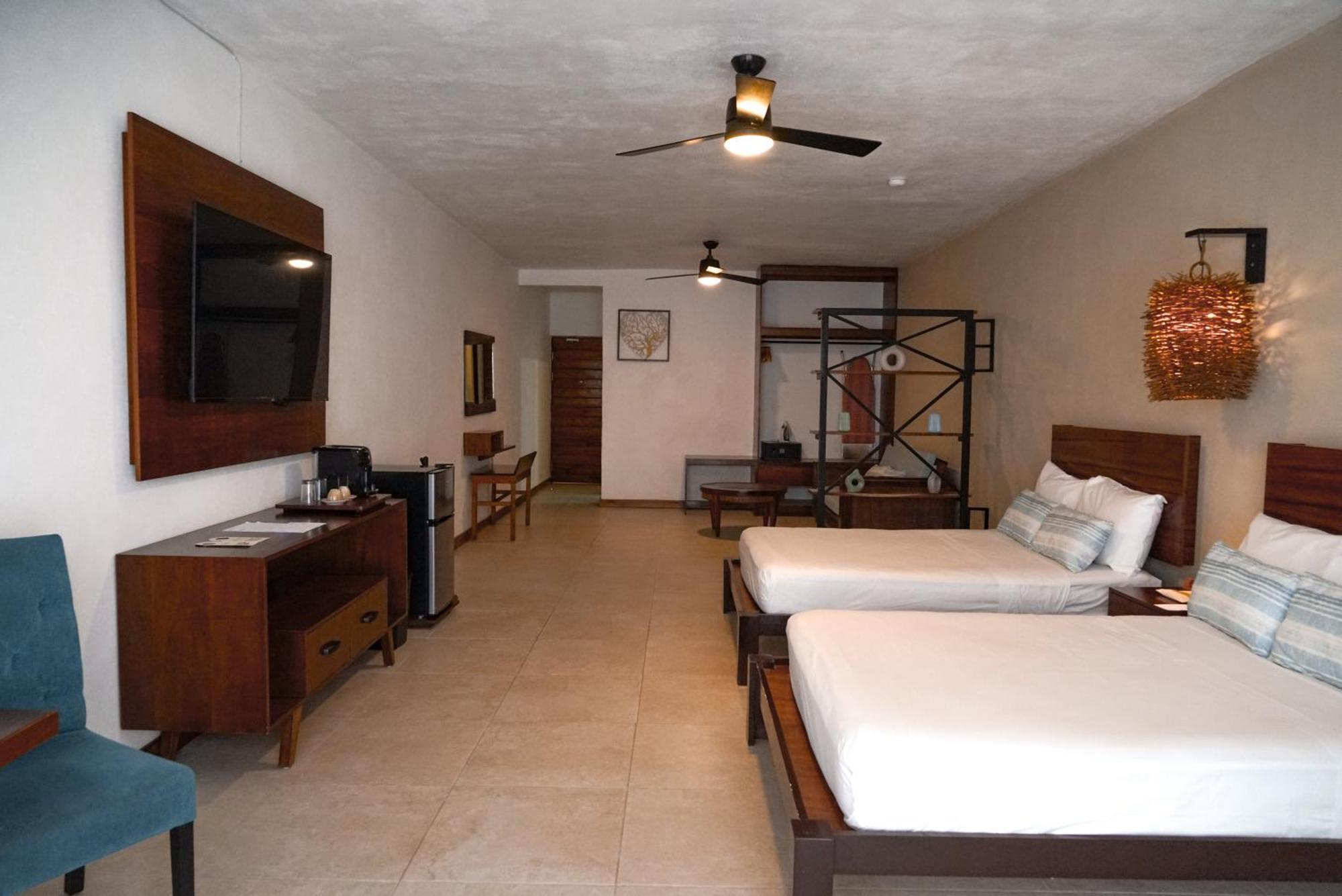 The Mint Resort Isla Mujeres Extérieur photo
